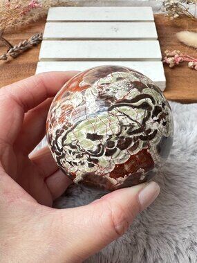 Gorgeous Money Agate Sphere (D17)